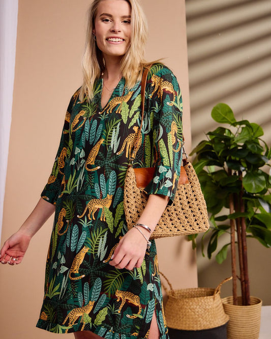 Kerry - Jungle Kingdom: Classic midi shift dress with 3/4 sleeves