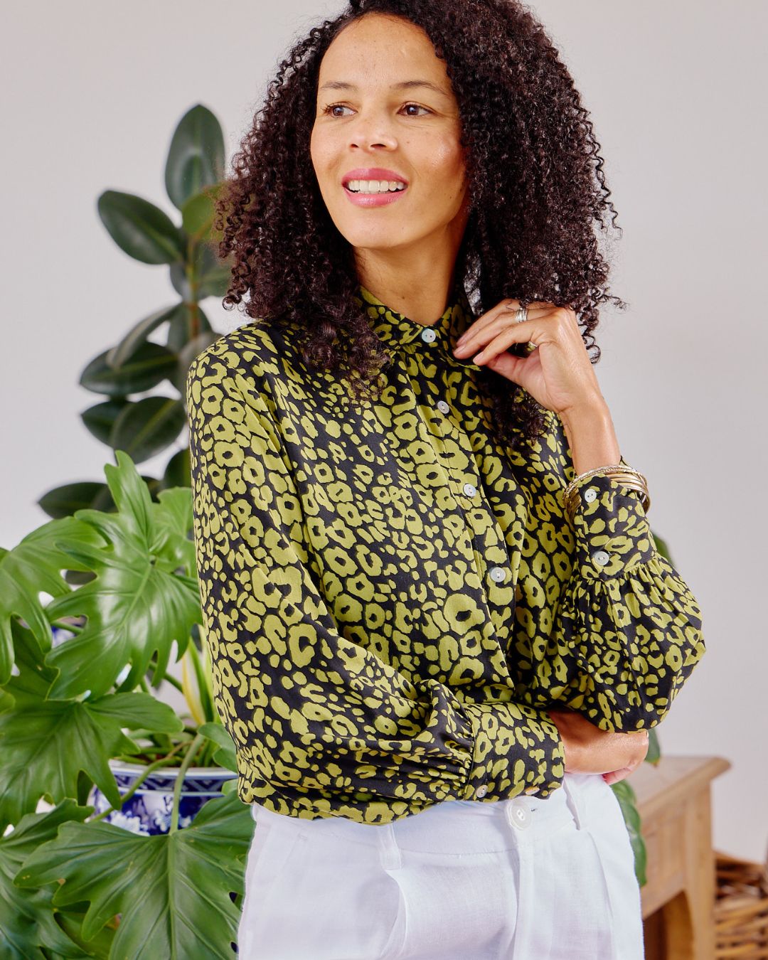 Ellie - Green Leopard: Classic Collared Shirt with a Cuff