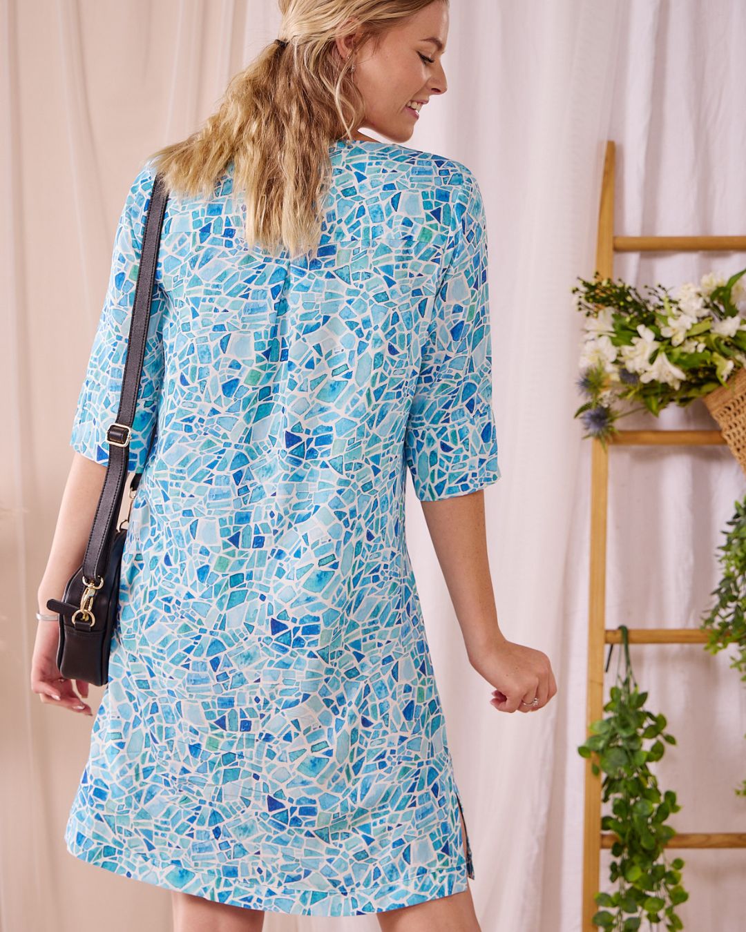 Kerry - Hidden Spring: Classic midi shift dress with 3/4 sleeves